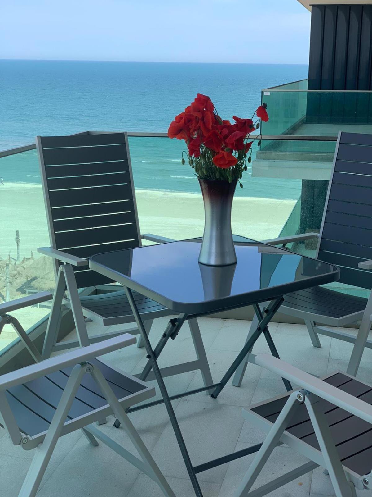 Sea View Luxury Apartament Navodari Exterior photo